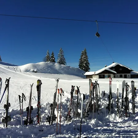 Lilly Bed & Breakfast 4*